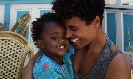 Hair and Self-Acceptance: Raising Kids That Love Themselves